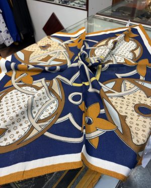 مینی اسکارف کشمیر لویی